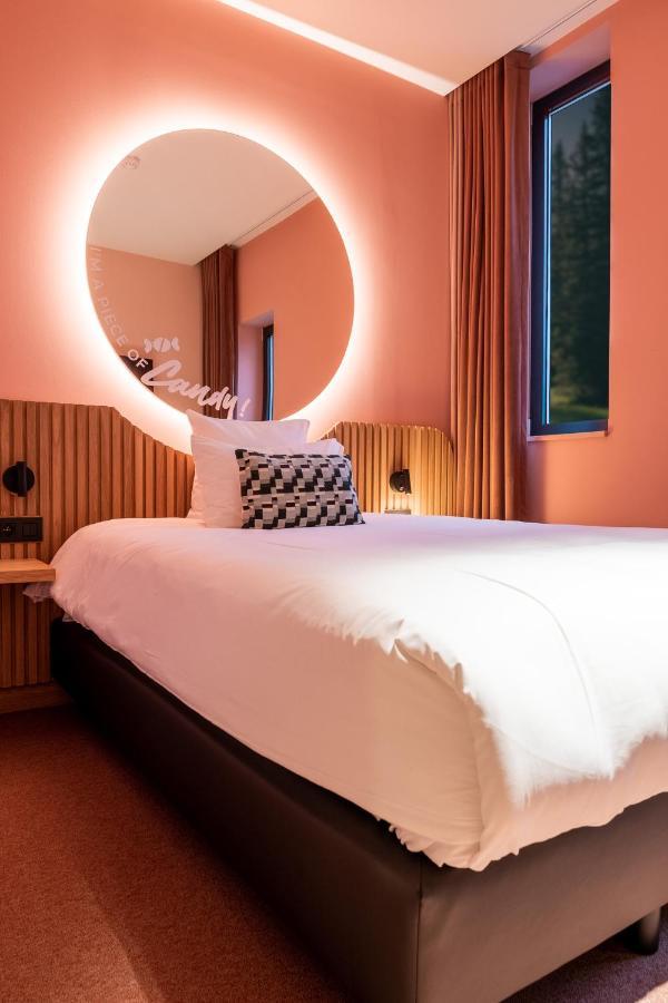 Mah Hotel Saint-Ghislain Bagian luar foto